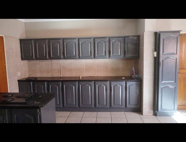 4 BEDROOM HOUSE FOR SALE IN KILNER PARK